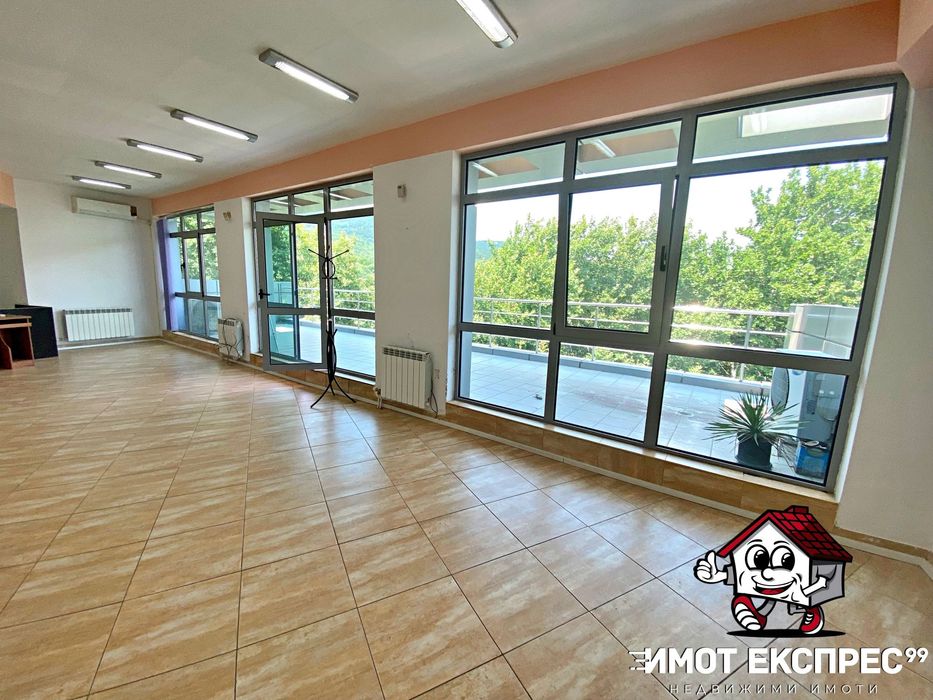 Помещение ново строителство, за офис, заведение, кантора, Супер Център