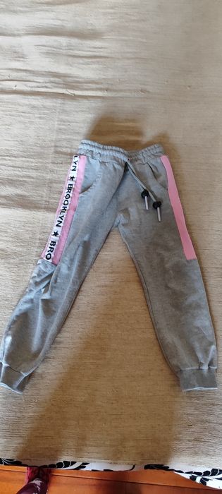 Продам пакет вещей на девочку 6-7 летт