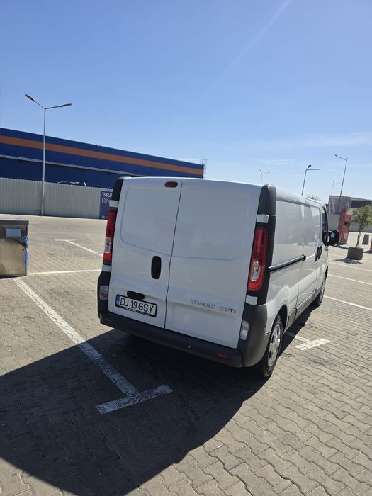 OPEL Vivaro 2010 — imagine 2