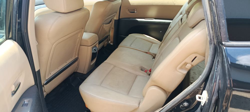 Subaru Tribeka B9 +още един двигател