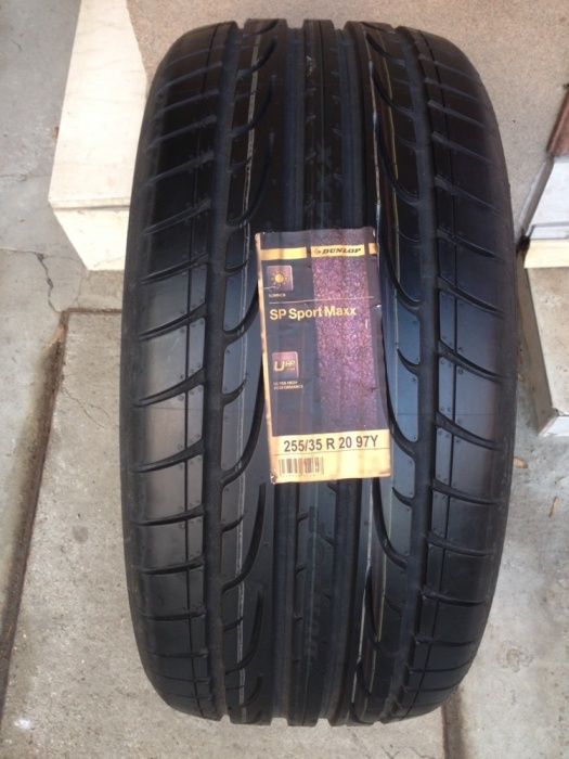 255/35Р20 Дънлоп 255 35 20 летни 255/35R20 DUNLOP 255/35/20 гума спорт