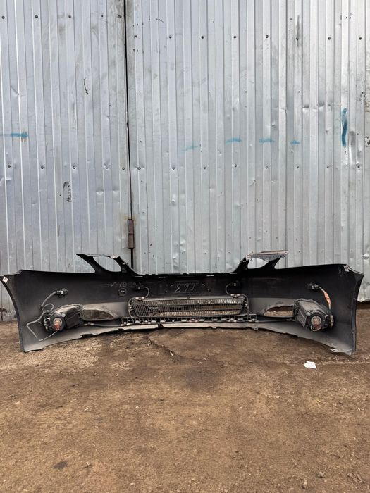 Привозной задний бампер Lexus RX.