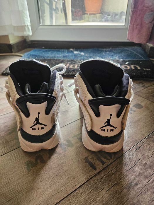 Детски маратонки nike 35 номер и jordan 36.5