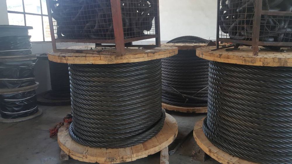 Стоманени въжета за лебедки, кранове и индустрия – ТОП цени