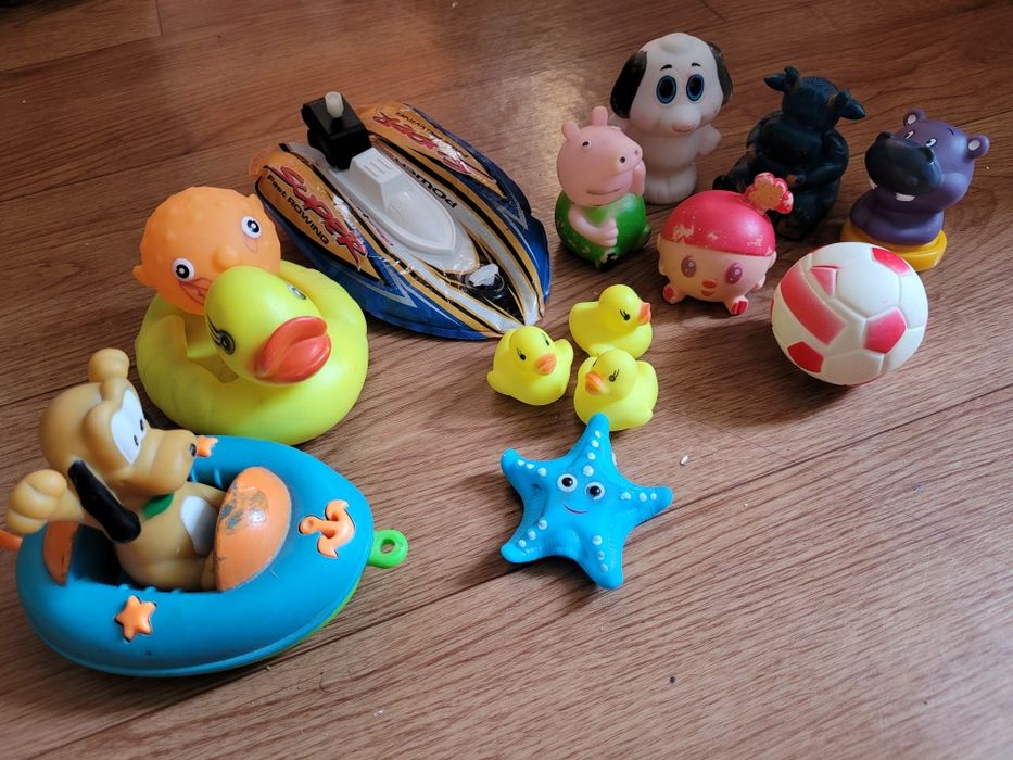 Игрушки для ванной