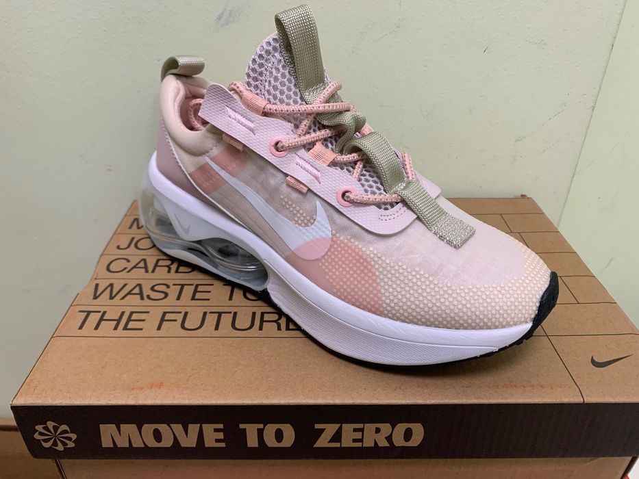 Нови дамски маратонки Nike Air Max 2021 pink налични 38 номер