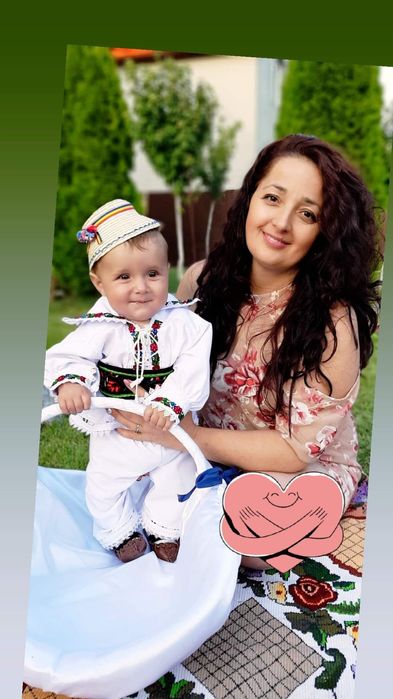 Costum popular botez băieți de Maramureș cu opinci și ciorapi