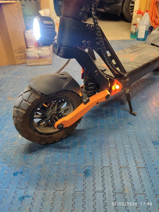 Продавам електрическа тротинетка