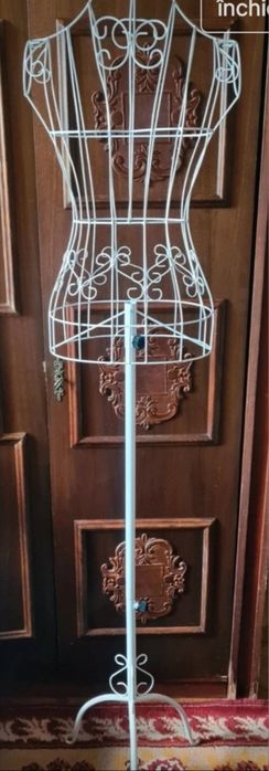 Manechin metalic reglabil pe înălțime,  alb, nou