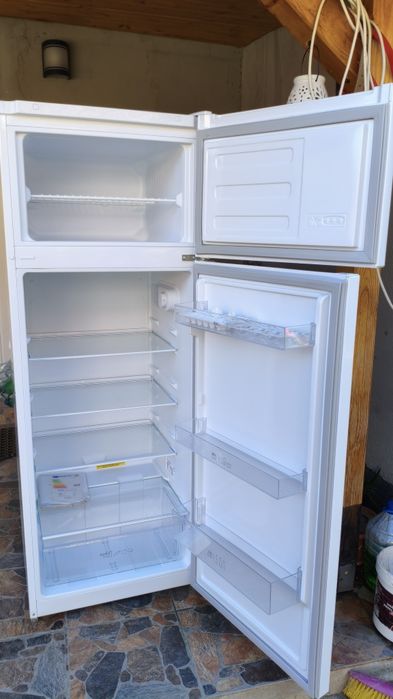 Frigider Congelator Arctic