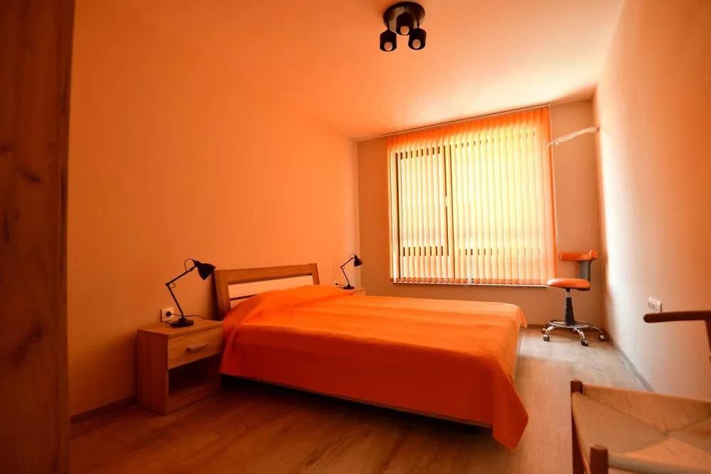 Дава се под наем Двустаен апартамент в Пловдив, Център - 75 кв.м за 500 € - Снимка #5