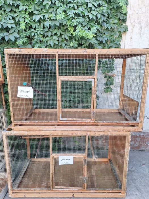 Продаются большие клетки для попугаев