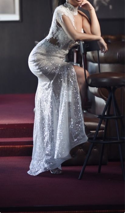 Абитуриентска рокля