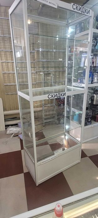 Продам торговые витрины