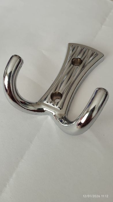 Закачалка да дрехи - 18 €