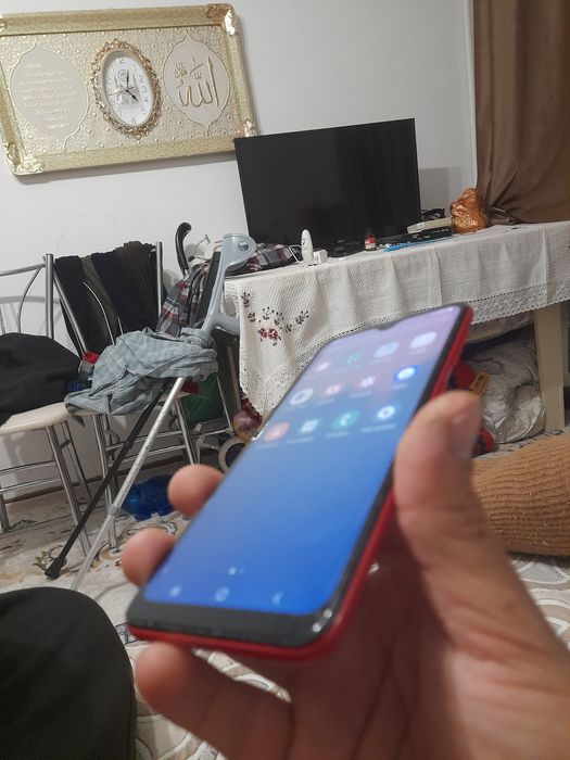 Продам телефон бу