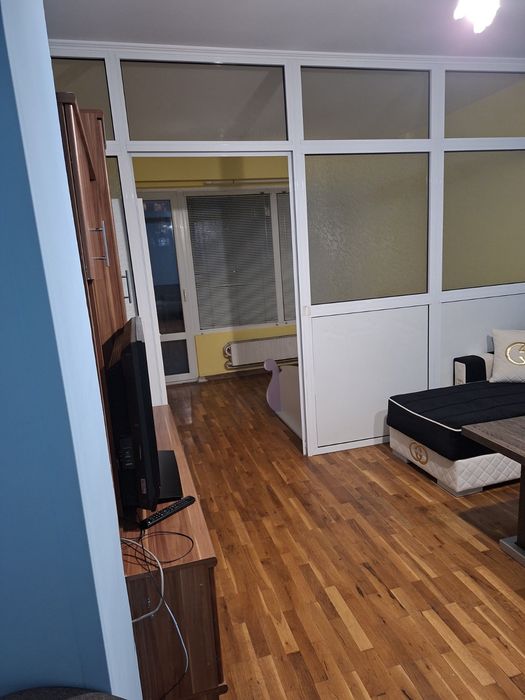 Под. наем апартамент 61 м2 панел