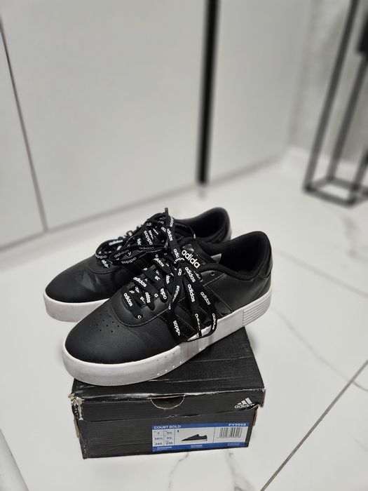 Маратонки Adidas