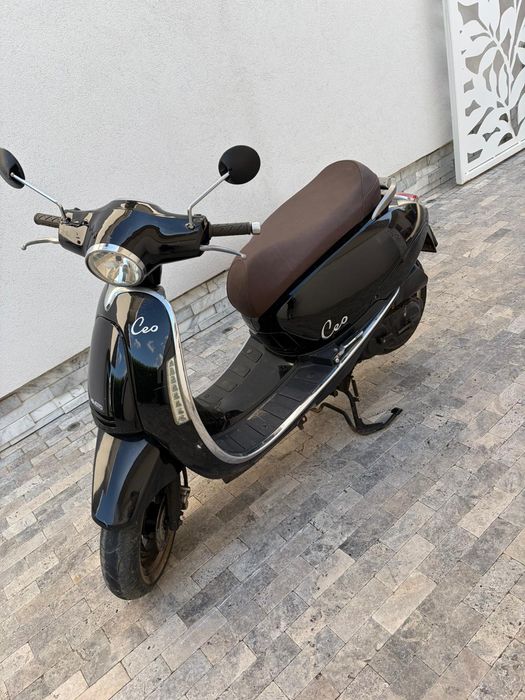 Scuter fara permis stare perfecta 4 bucăți !!