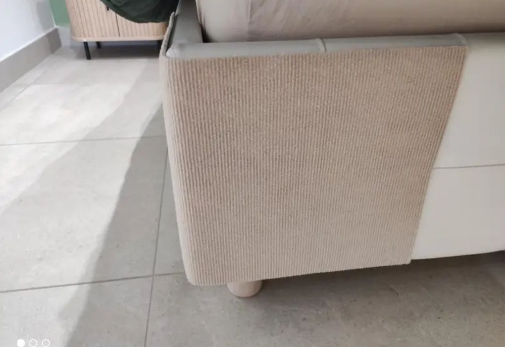 Когтеточке. Самоклеющаяся. Для кошек