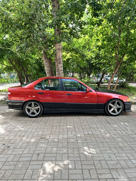 Продам бмв е36 (m50b20)