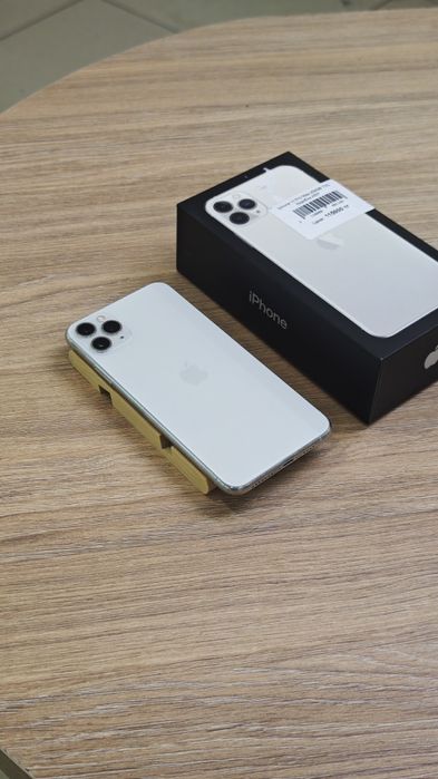 iPhone 11 Pro Max 256GB | 73% | Apple Room