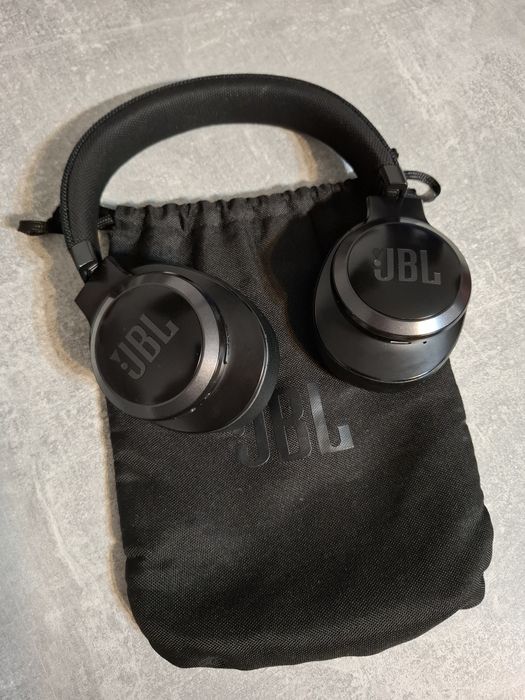 Casti JBL Live 660NC