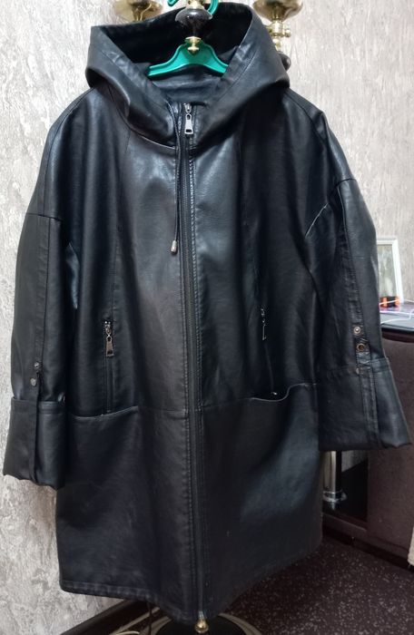 Женские куртки новые и б/у