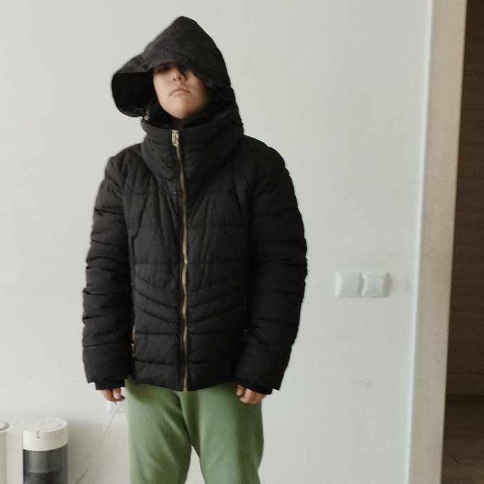 Куртка zara  хорошее состояние