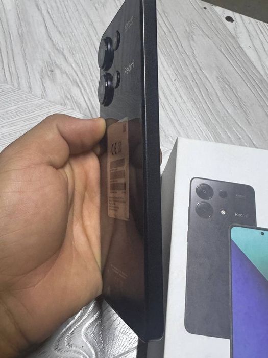 Redmi note 13. 8/128
