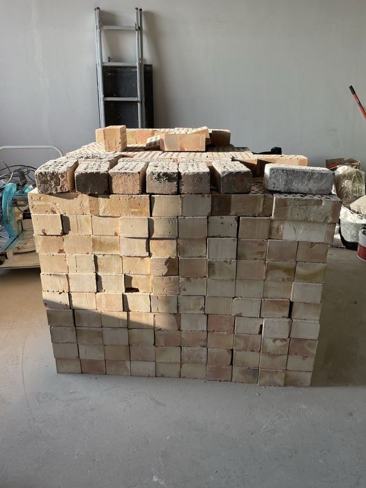 Красный кирпич, Газоблок