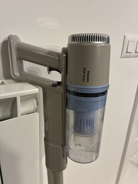 Прахосмукачка филипс 2000