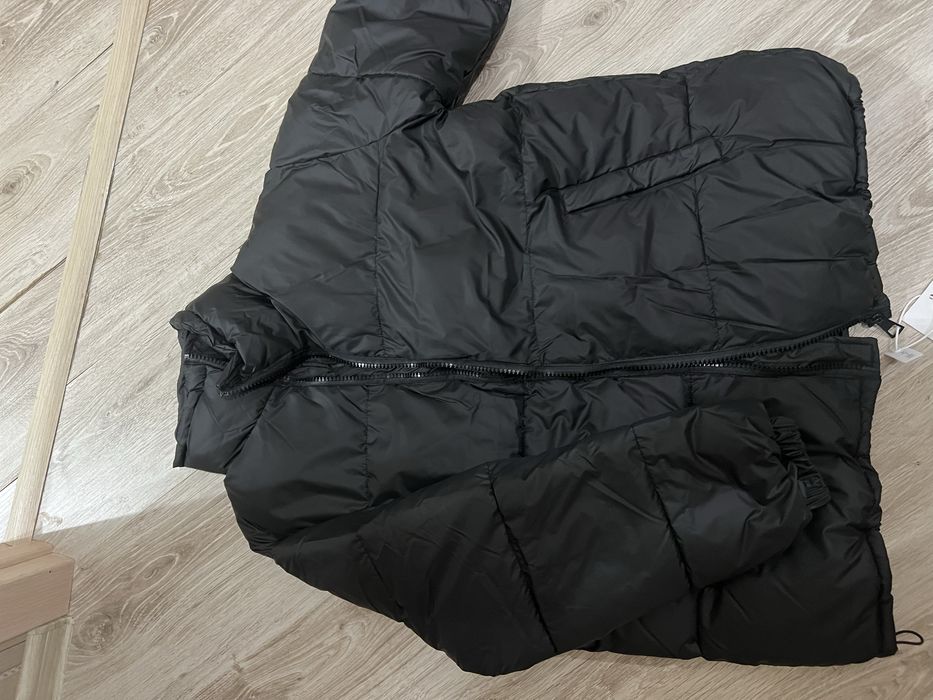 Куртка новая 2500т