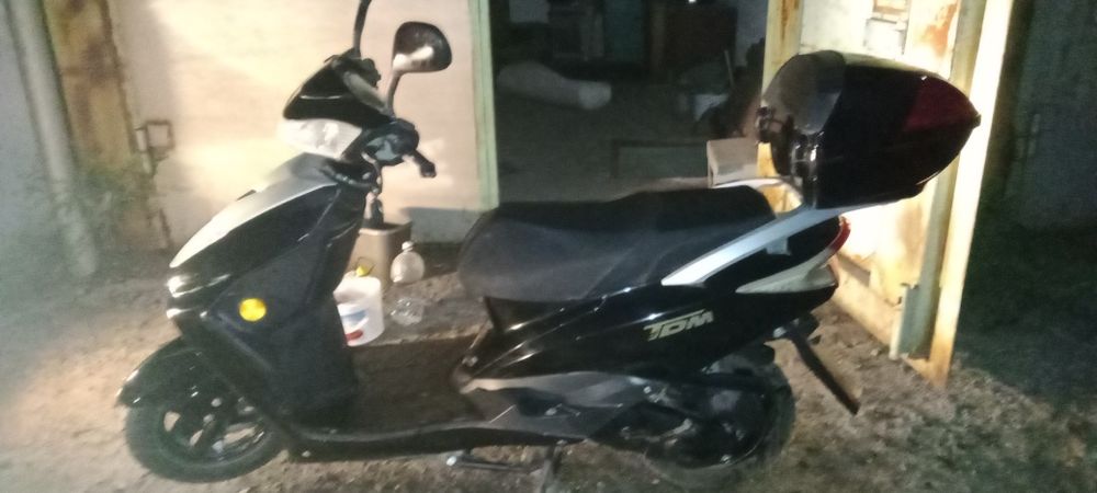 Скутер TDM бензиновый
