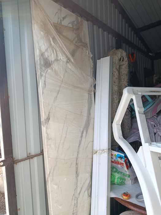 Продам столешницу новую