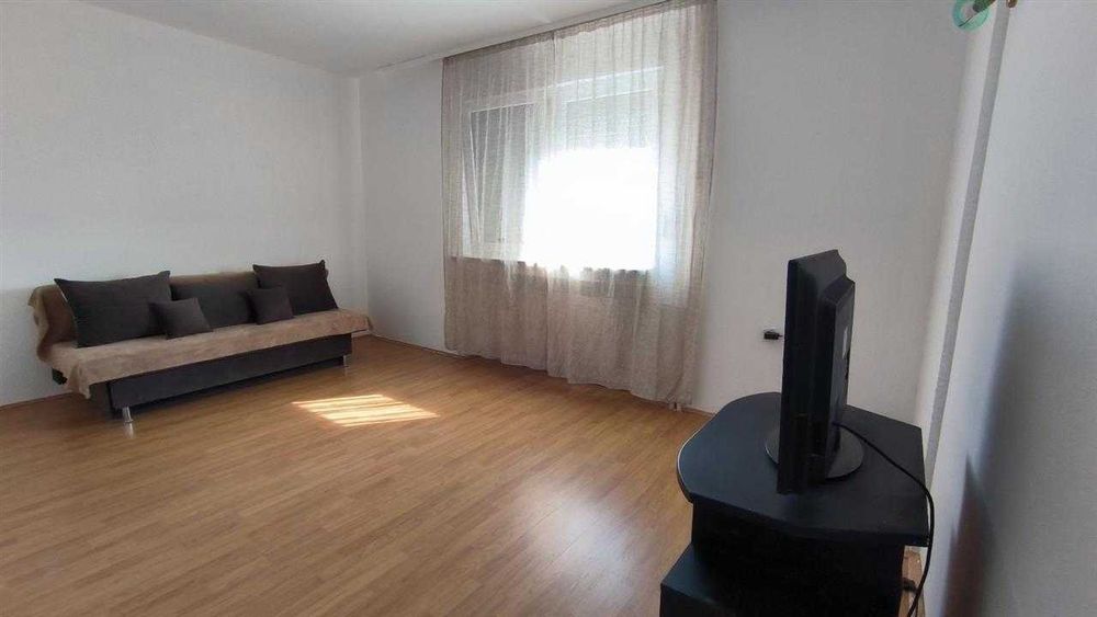 Дава се под наем Тристаен апартамент в Пловдив, Кючук Париж - 82 кв.м за 377.4 € - Снимка #5