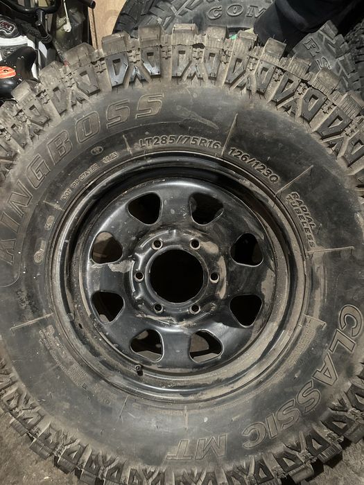 Продам шину на запаску