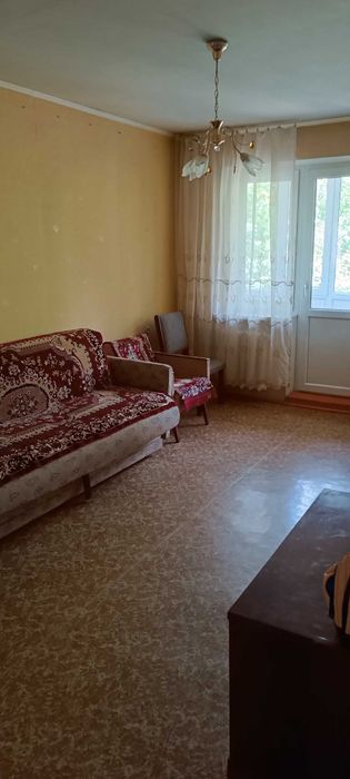 Продам трех комнатную квартиру