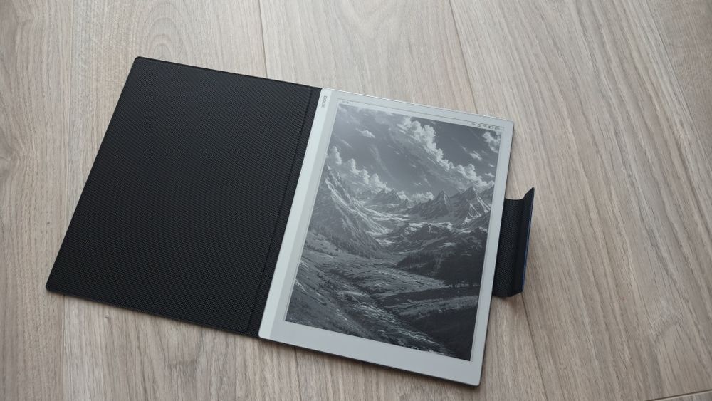 Onyx Boox Go 10.3 – ca nou + husă + stylus + 3000 cărți