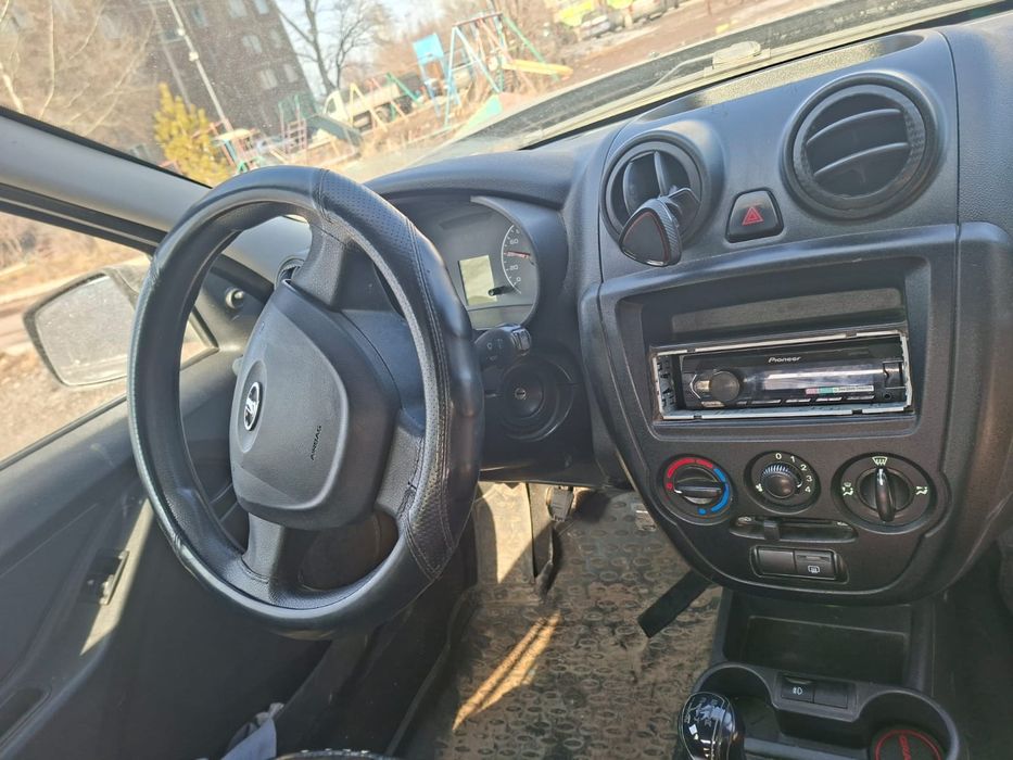 Продаю гранту 8кл 2014 после дтп