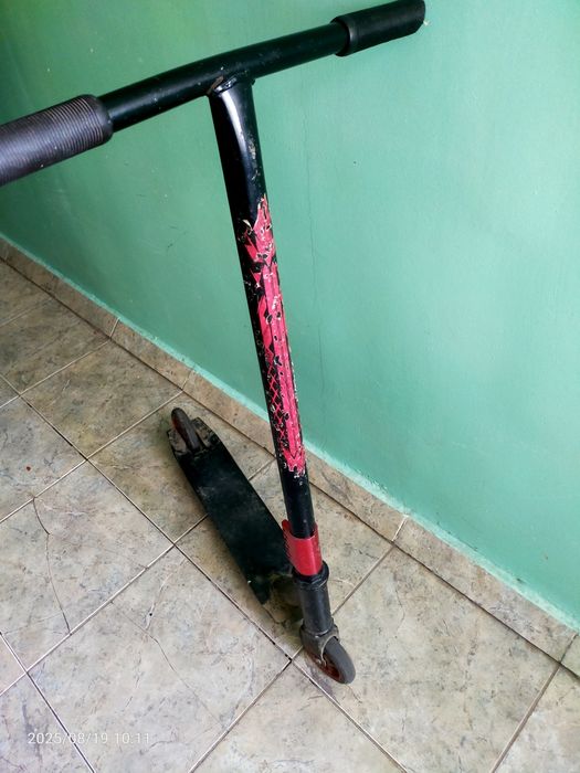 Самокат трюковой