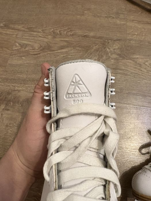 Продам Коньки для фигурного катания Jackson 500