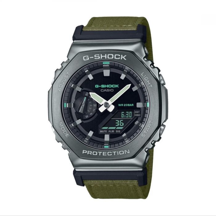 Casio G-Shok GM-2100CB