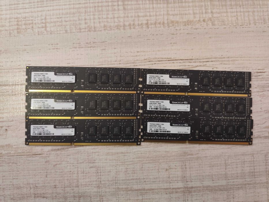 Продавам 6 броя RAM памет 4Gb DDR3