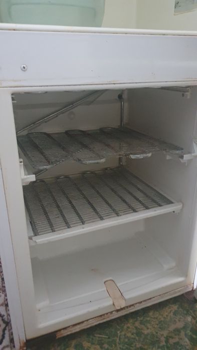 Холодильник 180 см