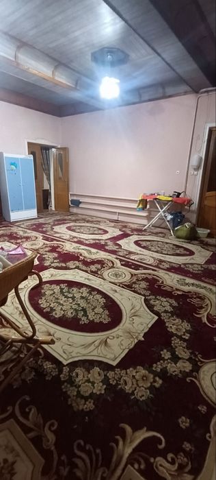Ijaraga Chilonzor katta qani krugda 5 xona hovli