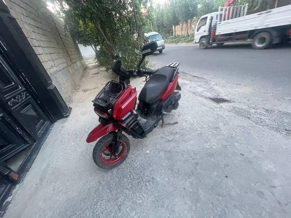 Tank motosikl sotiladi