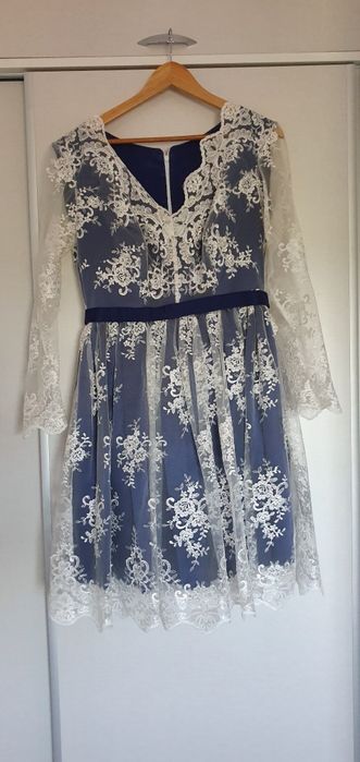 Rochie dantelă albastră