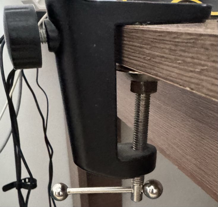 Кронштейн для микрофона