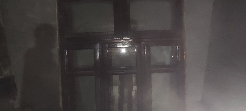 2ta rom bor yangiday ustini laklab qoʻyilga.